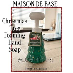 MAISON DE BASE Foaming Soap Christmas Tree Pump